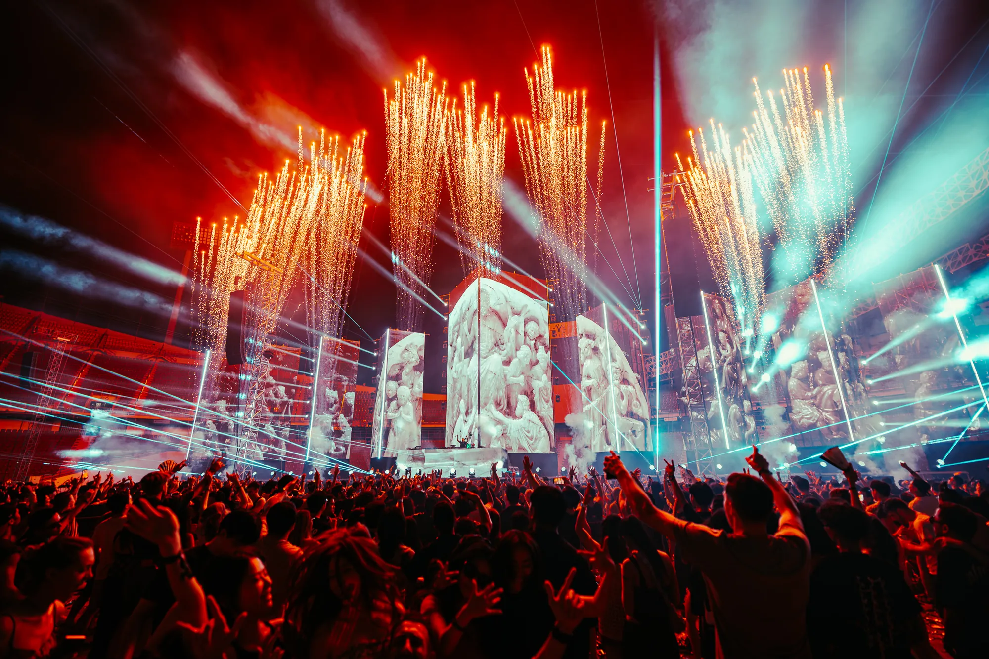 EDM festival event photography by AKA Motions